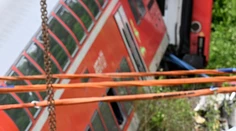 V Iráne sa vykoľajil vlak, hlásia najmenej desať mŕtvych a 50 zranených
