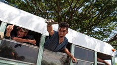 Nikaragujskí študenti, ktorí sa v kostole ukryli pred paľbou vojakov, sú v bezpečí