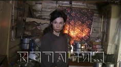 Matka držala svoju dcéru 26 rokov v neľudských podmienkach, kŕmila ju jedlom pre mačky
