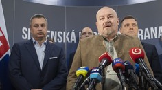 SNS sa postavila Hlasu. Týka sa to dôchodkov