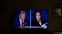 Americké voľby: Prieskum Gallup favorizuje Trumpa. Republikáni prvýkrát v histórií vedú v kľúčovej otázke