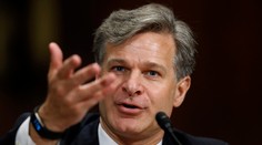 Wray sľúbil podporu vyšetrovaniu údajných kontaktov Rusov s tímom Trumpa