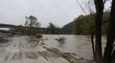 Počasie sa umúdrilo, ale naďalej hrozia povodne na severe a východe Slovenska