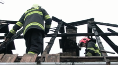 Smola sa im lepí na päty! Za dva týždne im druhýkrát zhorela strecha nad hlavou