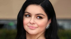 Herečka (18) si nechala zmenšiť prsia. Pochválila sa jazvami
