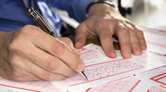 Jackpot mu unikol len o jedno číslo. Trafil ho hneď na druhý deň