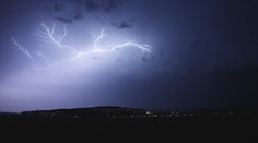 Zrod temného živlu zachytili naši lovci búrok. Tesne pred tým, ako takmer zmasakroval festival
