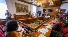 Výbor o situácii v kultúre nerokoval. Neprišiel dostatok poslancov
