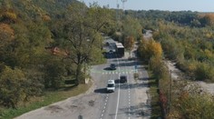 Tak toto sa nepodarilo: Na obľúbenej ceste cyklistov pribudli extrémne úzke pruhy pre autá