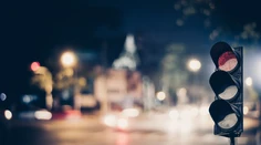 Na semafore by mohla pribudnúť ďalšia farba. Vedci navrhujú bielu