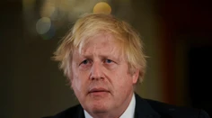 Boris Johnson bez práce dlho neostal. Bude písať pre britský bulvárny denník