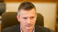 Exminister Počiatek prepisuje majetok na blízkych. Podobne ako Bödör, Gašpar či Bašternák