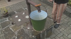 V Tulčíku pri Prešove čakajú na vodovod už roky. Sú odkázaní na studne a pomoc hasičov