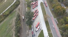 Majú motivovať ľudí vymeniť auto za MHD. Prístupové body z vlaku však viaznu, chýbajú im povolenia