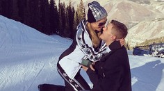 Neromantické video zo zásnub Paris Hilton. Veď po ňom skočila ako po údenom!