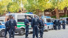 Ocko, dám ti svoju vkladnú knižku. Len osemročný chlapec presviedčal muža, aby nezabil svoju exmanželku