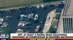Pred budovou súdu v štáte Michigan zastrelili dvoch policajtov