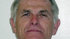 Člena Mansonovej „krvilačnej" rodiny prepustili na slobodu