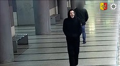 Šokujúci incident v pražskom metre. Seniorka (90) si chcela sadnúť, muž na ňu zaútočil päsťami