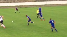 VIDEO: Takýmto kúskom z vlastnej polovice ihriska si v 7. lige otvoril strelecký účet
