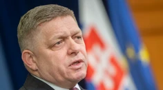 Slovensko by mohlo byť jednou z krajín, kde sa zavedie štvordňový pracovný týždeň, povedal premiér Fico