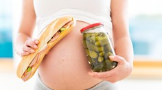 Čakáte bábätko? Pozor na tieto jedlá, ktoré môžu vyvolať potrat