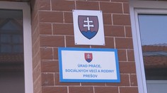 Úrady práce fungujú iba v núdzovom režime, no nezamestnaní pribúdajú. Ako postupovať?