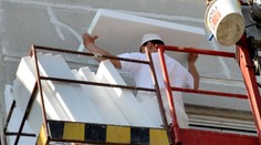 Niektorým sociálne slabším domácnostiam preplatí štát výmenu okien, alebo zateplenie fasády