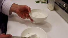 Šok v Česku! Matka sa pokúsila 3-ročnú dcéru otráviť fridexom