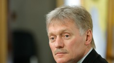 Kremeľ varuje USA pred odvetnými krokmi po zadržaní novinára. Bol prichytený pri čine, tvrdí Peskov