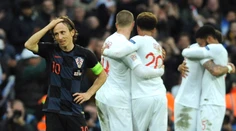 Angličania vo Wembley otočili zápas s Chorvátskom a postúpili na finálový turnaj