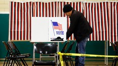 V New Hampshire sa začalo voliť v straníckych primárkach
