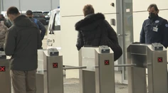 Sťažnosti zamestnancov pribúdajú. Firmy ich nútia, aby si testovanie dodatočne nadrobili