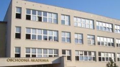 Najlepšou strednou odbornou školou je Obchodná akadémia v Trnave