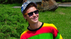 Roba chytili dvakrát s marihuanou, dostal za to 12,5 roka za mrežami. Po zmene volajú viacerí