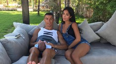 Cristiano Ronaldo potvrdil, že bude opäť otcom. Prezradil, čo mu ako otcovi nejde