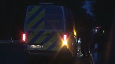 Českí policajti na našom území vyložili nelegálnych migrantov. Máme k dispozícii videozáznam