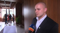 Mazurek takto vysvetlil, prečo jeho status na sociálnej sieti nepopiera holokaust