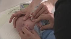 Porucha sluchu u detí sa môže vyvinúť aj neskôr po narodení. Čo si treba všímať?