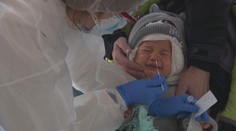 Chystáte sa s dieťaťom k lekárovi? Pripravte sa na to, že vás všetkých môžu poslať na covidtest