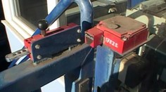 Muž sa vážne zranil na píle