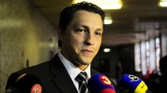 Hokejista Ščurko, ktorý zabil človeka, môže byť už na Vianoce 2015 doma