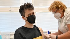 Medzi očkovaním proti chrípke a COVID-19 treba dodržať niekoľkodňový odstup