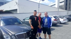Hlohovčan našiel peňaženku s 1400 eurami a odovzdal ju majiteľovi. Čo myslíte, ako sa mu odmenil?