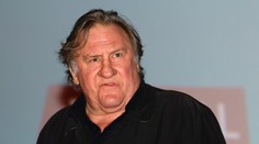 Herec Gérard Depardieu prelomil mlčanie. Prvýkrát sa vyjadril k obvineniam zo znásilnenia a sexuálnych útokov