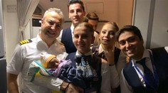 Žena porodila vo výške 12-tisíc metrov nad zemou