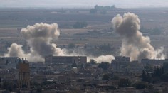 Invázia Turecka v Sýrii: Vojská bojujú o pohraničné mesto Ras al-Ajn