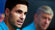 Arteta sa vrátil do Arsenalu, oficiálne sa stal novým trénerom