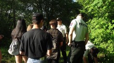 Opitú mládež v Trenčíne prichytila polícia. Rekordérmi boli 14-roční Sabina a Daniel