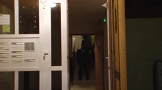Handlovou otriasa záhadná smrť muža! Na tvári mal podozrivé zranenia